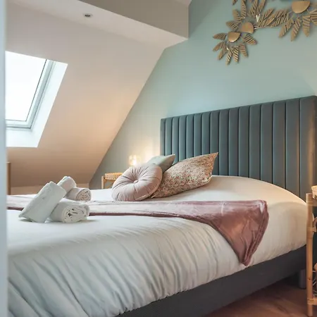 Nouveau - Robin Des Toits - Gare Apartment *